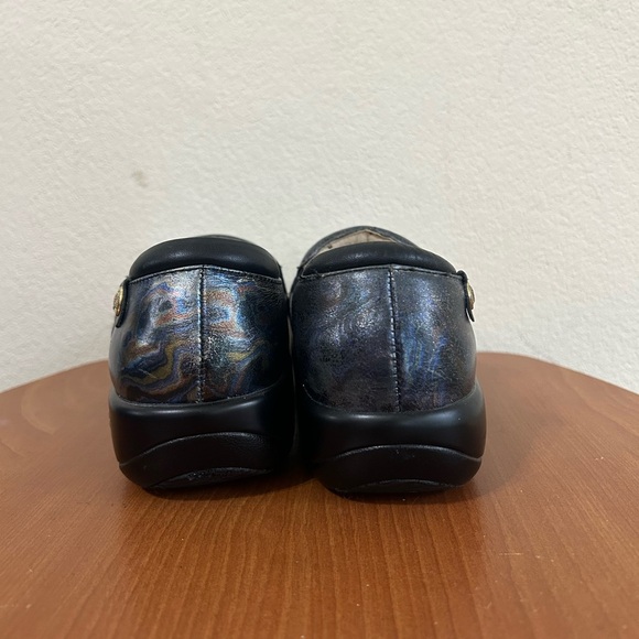 Alegria Women's Sz 8-8.5/EU38 Multicolor Black/Blue Leather PG Lite Loafer Swirl - Picture 5 of 11